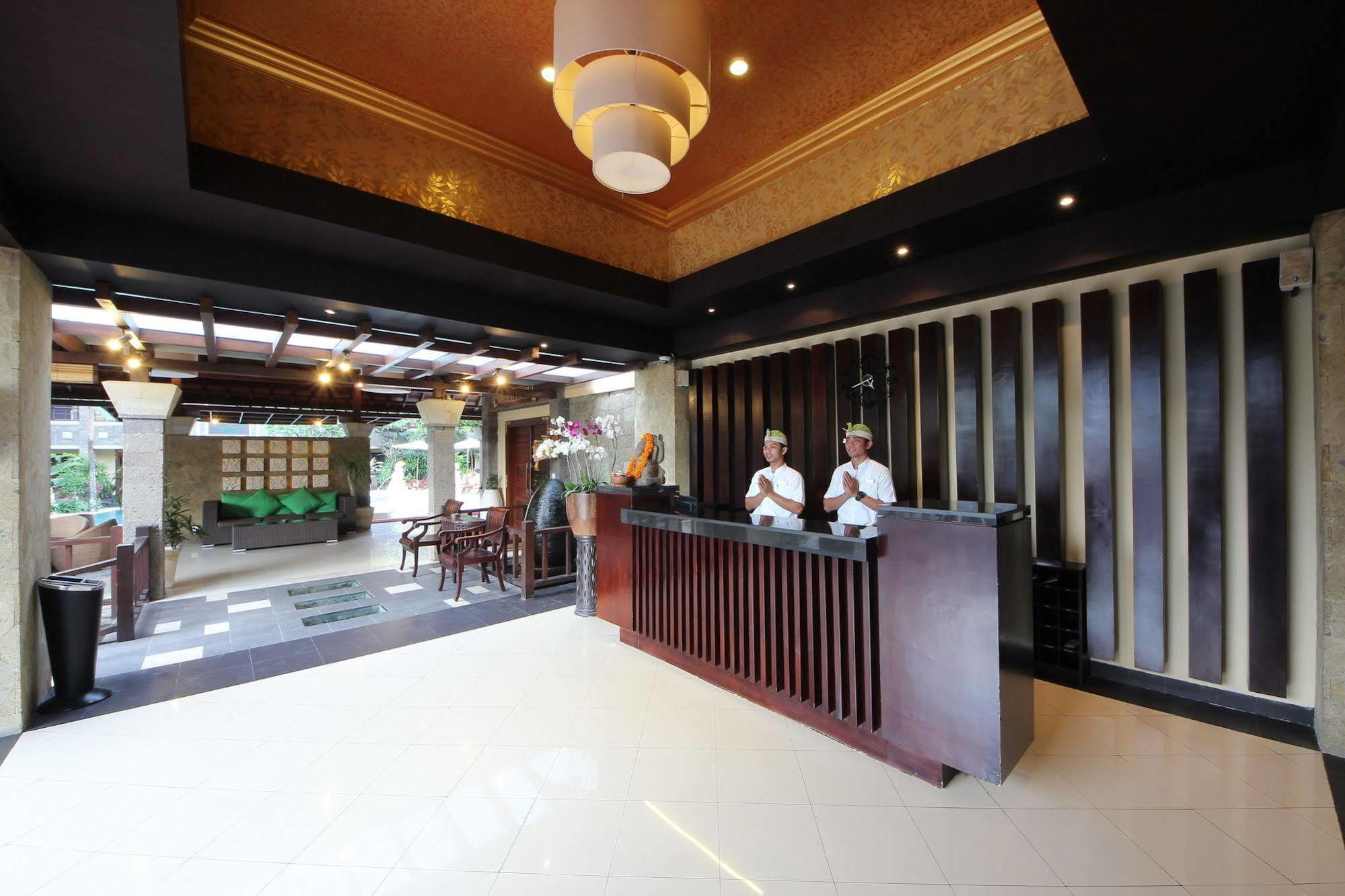 Adhi Jaya Hotel Kuta  Ngoại thất bức ảnh